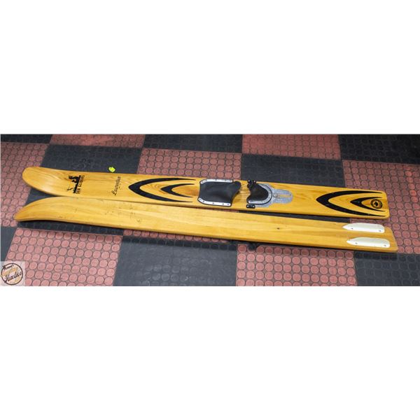 VINTAGE SEA GLIDERS WATER SKIS 66" LONG