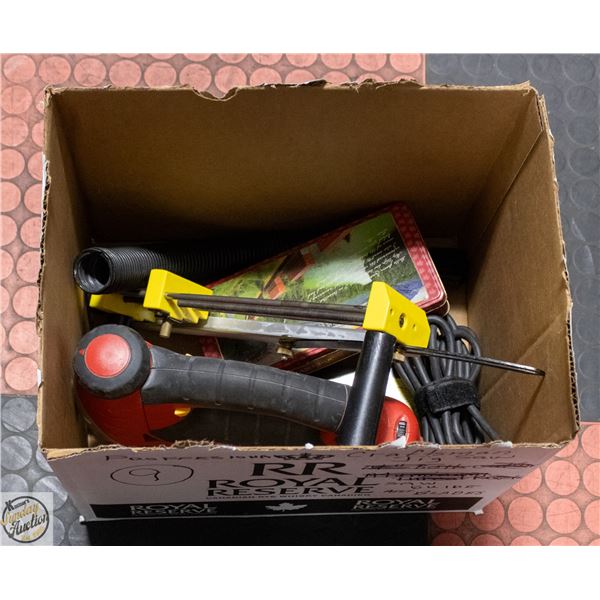 CRAFTSMAN PROFESSIONAL JIGSAW WITH ASSORTED BLADES