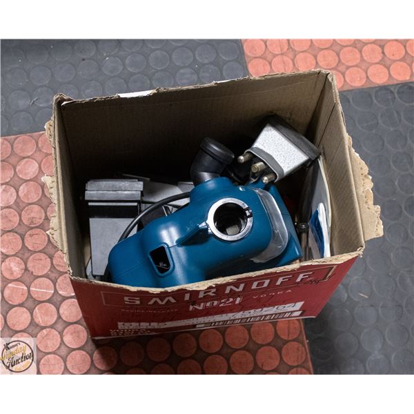 DRILL DR 400 BIT SHARPENER 3 - TABLE VISES
