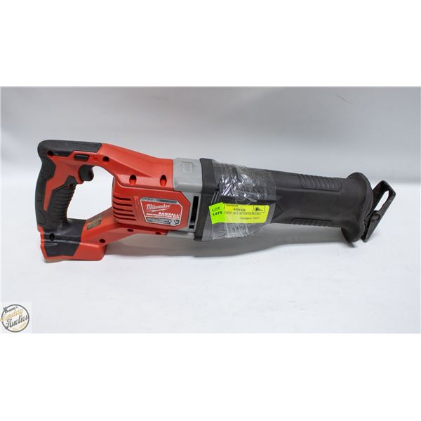MILWAUKEE M18 262120 SAWZALL