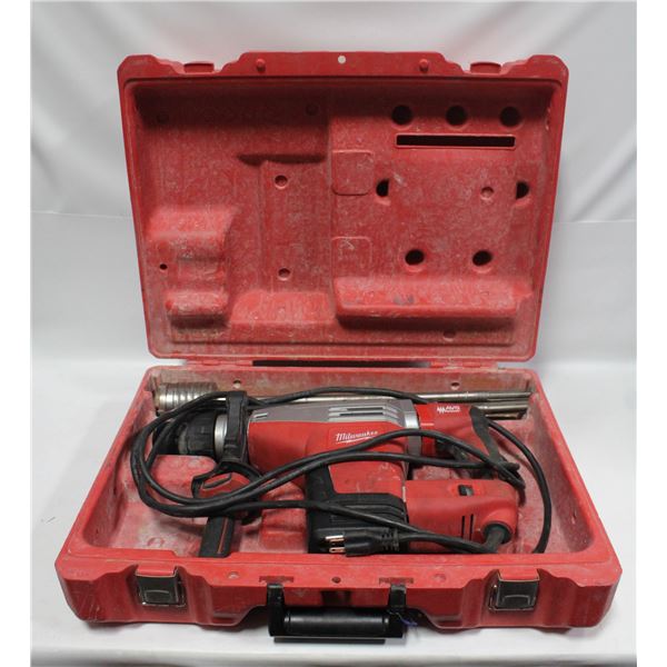 MILWAUKEE 1 ¾ INCH SDS-MAX COMBI HAMMER