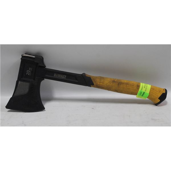 DEWALT 20 OZ HATCHET