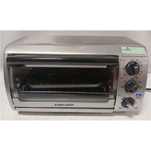 BLACK & DECKER TOAST-R-OVEN W/ QUARTZ BULB