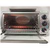 Image 2 : BLACK & DECKER TOAST-R-OVEN W/ QUARTZ BULB