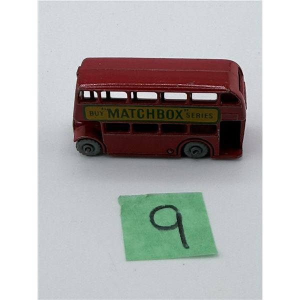 LESNEY/MATCHBOX NO. 5 LONDON DOUBLE-DECKER BUS