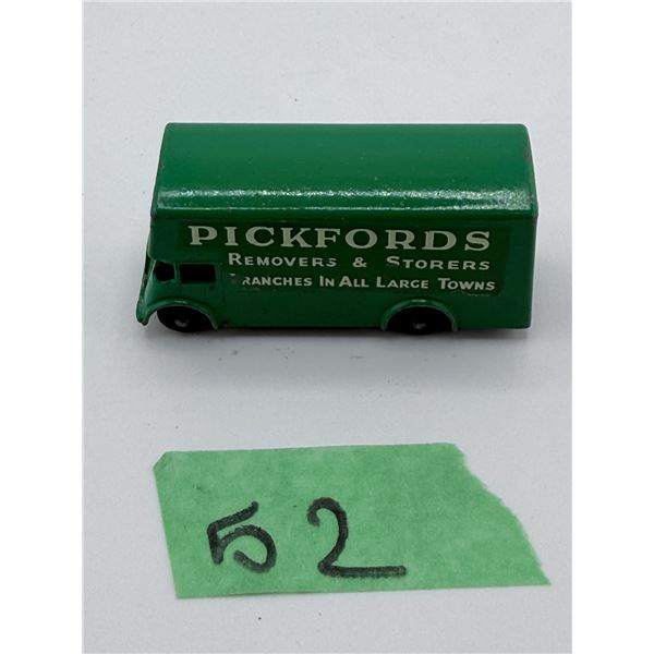 LESNEY/MATCHBOX NO. 46B PICKFORD REMOVAL VAN