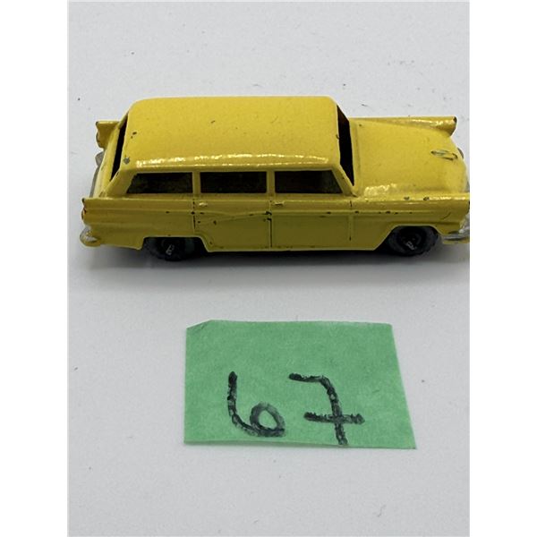LESNEY/MATCHBOX NO. 31 AMERICAN FORD STATION WAGON