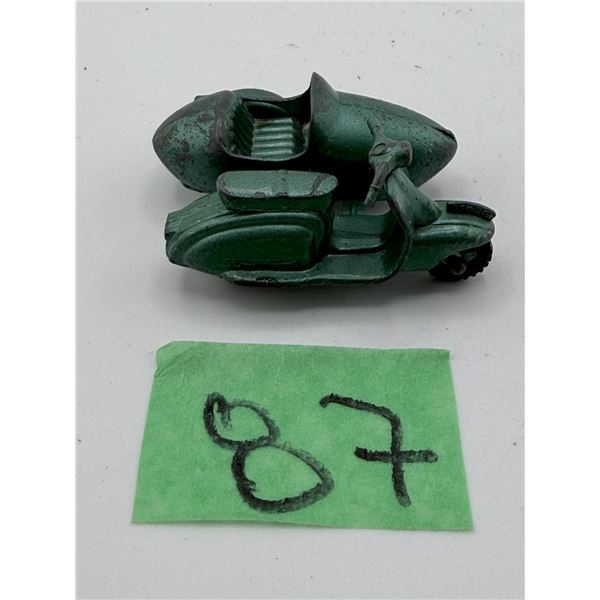 ESNEY/MATCHBOX NO. 36 LAMBRETTA TV175 SCOOTER WITH SIDECAR
