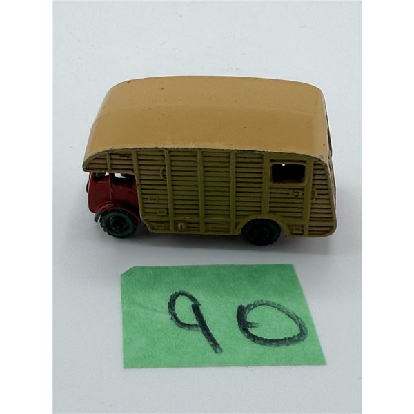 LESNEY/MATCHBOX NO. 35 MARSHALL HORSE BOX MK7