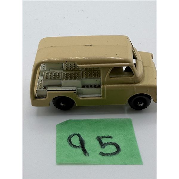 LESNEY/MATCHBOX NO. 29 BEDFORD MILK DELIVERY VAN
