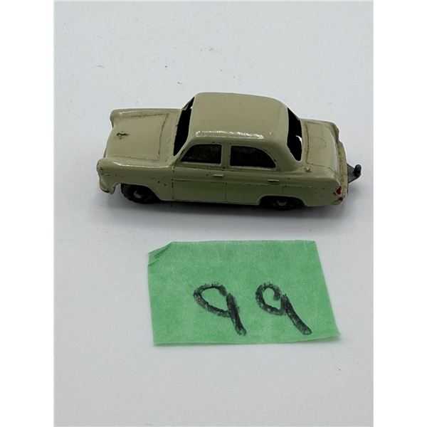 LESNEY/MATCHBOX NO. 30 FORD PREFECT