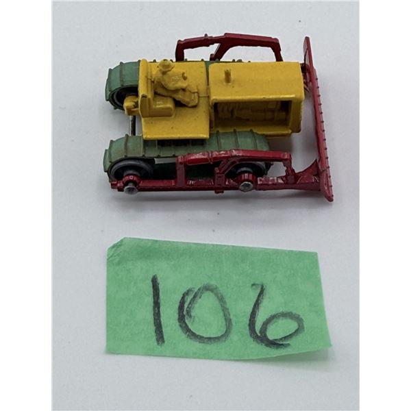 LESNEY/MATCHBOX NO. 18 CATERPILLAR BULLDOZER