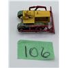 Image 1 : LESNEY/MATCHBOX NO. 18 CATERPILLAR BULLDOZER