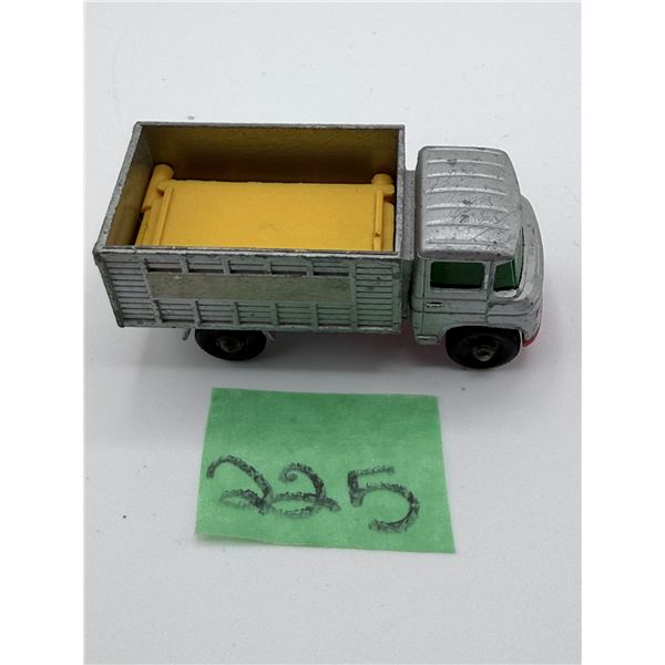 LESNEY/MATCHBOX NO. 11 SCAFFOLDING TRUCK DIECAST