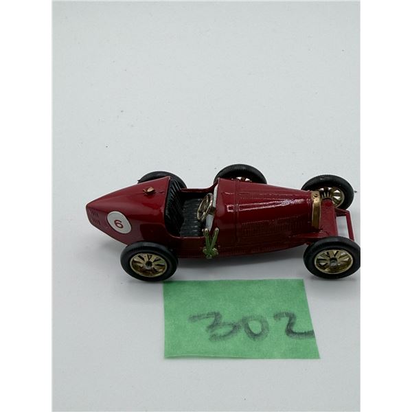 LESNEY/MATCHBOX MODELS OF YESTERYEAR 1926 TYPE 35 BUGATTI RACING CAR DIECAST