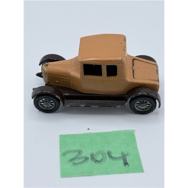 LESNEY/MATCHBOX MODELS OF YESTERYEAR NO. 8 1926 MORRIS COWLEY “BULLNOSE” DIECAST