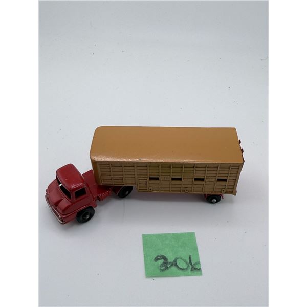LESNEY/MATCHBOX MAJOR PACK NO. 7 JENNINGS CATTLE TRUCK DIECAST