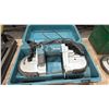 Image 3 : MAKITA 2107F PORTABLE ELECTRIC BAND SAW IN HARD TRANSPORT CASE