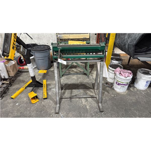 TENNSMITH CB24, 24" MANUAL CLEAT BENDER MACHINE