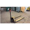 Image 1 : YELLOW PALLET JACK