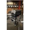 Image 6 : NEXGRILL STAINLESS STEEL 5 BURNER PROPANE BBQ WITH SIDE BURNER