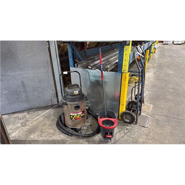 8 GALLON SHOP VAC & SPIN MOP BUCKET WITH MOP