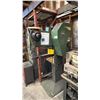 Image 2 : MILFORD 3-24-500-B INDUSTRIAL RIVETING MACHINE