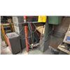 Image 4 : MILFORD 3-24-500-B INDUSTRIAL RIVETING MACHINE