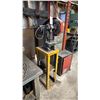 Image 1 : INDUSTRIAL PUNCH PRESS MACHINE ON STAND