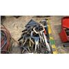 Image 2 : GROUP OF ASSORTED CLAMPS, LEVELS & MEASURING SQUARES
