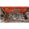 Image 6 : LARGE METAL WORK BENCH WITH ASSORTED SHOP CONTENTS- TOOL BOX FULL OF HAND TOOLS, SPRAY PAINTS,