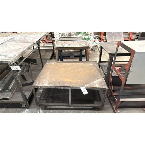 SMALL METAL MOBILE SHOP TABLE & 2 SMALL METAL STANDS