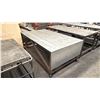 Image 1 : LARGE METAL MOBILE SHOP TABLE - MEASURES APPROX 81"L X 48"D X 30"H