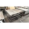 Image 2 : 2 METAL MOBILE SHOP CARTS