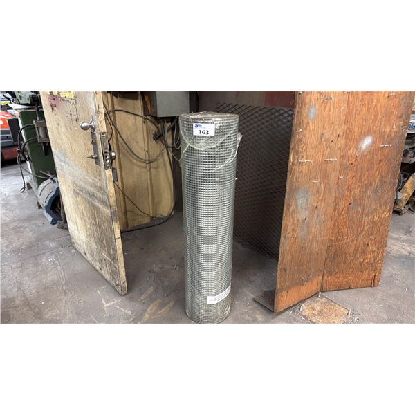 LARGE ROLL OF STEEL GALVANIZED WELDED WIRE FENCING/MESH MATERIAL