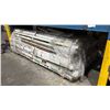 Image 2 : LARGE PALLET OF ASSORTED SHOP LIGHTS