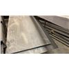 Image 4 : METAL MOBILE CART WITH ASSORTED ALUMINUM STOCK- SQUARE TUBE, ANGLE & FLAT BAR