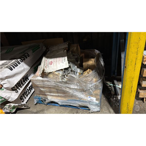 PALLET OF D05723 BS5050C SOLDERING BAR & ASSORTED HARDWARE