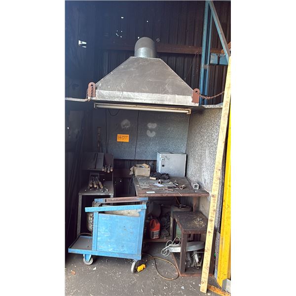 METAL SHOP TABLE, SMALL METAL TABLE, CART, SMALL WORK STATION WITH ASSORTED SHOP ITEMS