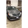 Image 2 : 2015 DODGE GRAND CARAVAN SXT, 4DR MINIVAN, GREY, VIN 2C4RDGBG5FR702098,