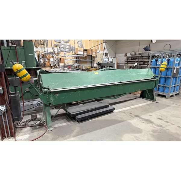 INDUSTRIAL 12FT MANUAL SHEET METAL APRON BRAKE APPROX 14FT X 3FT X 4FT