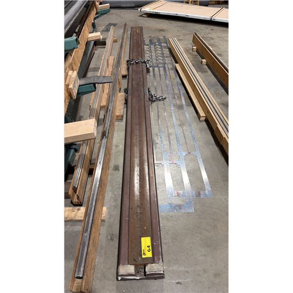 METAL LIFTING BAR WITH CHAINS APPROX 14FT