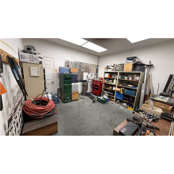 CONTENTS OF ROOM INCLUDING; STANLEY SOCKET SET, 9-DRAWER PORTABLE TOOLBOX, HOSES, HAND TOOLS, POWER