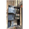 Image 5 : 8-DRAWER METAL TOOLBOX WITH ASSORTED CONTENTS