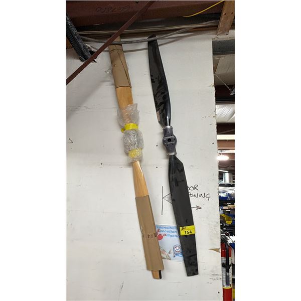 2 AIRPLANE PROPELLERS