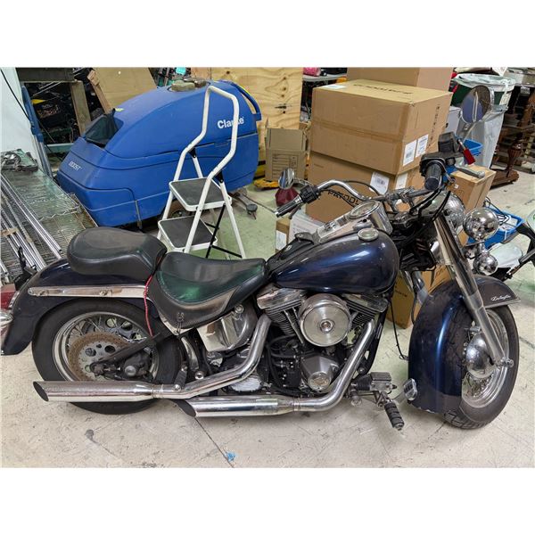 Harley-Davidson Heritage Softail Classic Cruiser Motorcycle (More Info/Pics Coming Soon)