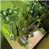 Image 3 : Barware Set with Shaker, Strainer, Jigger, and Glasses
