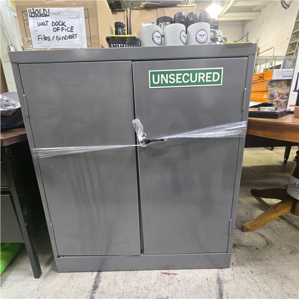 x3 Metal cabinets w/ shelves - 36x18x42"
