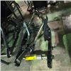 Image 2 : LED & Halogen work lights w/ stand & level