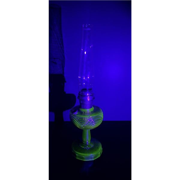Uranium Glass Aladdin Washington Drape Lamp